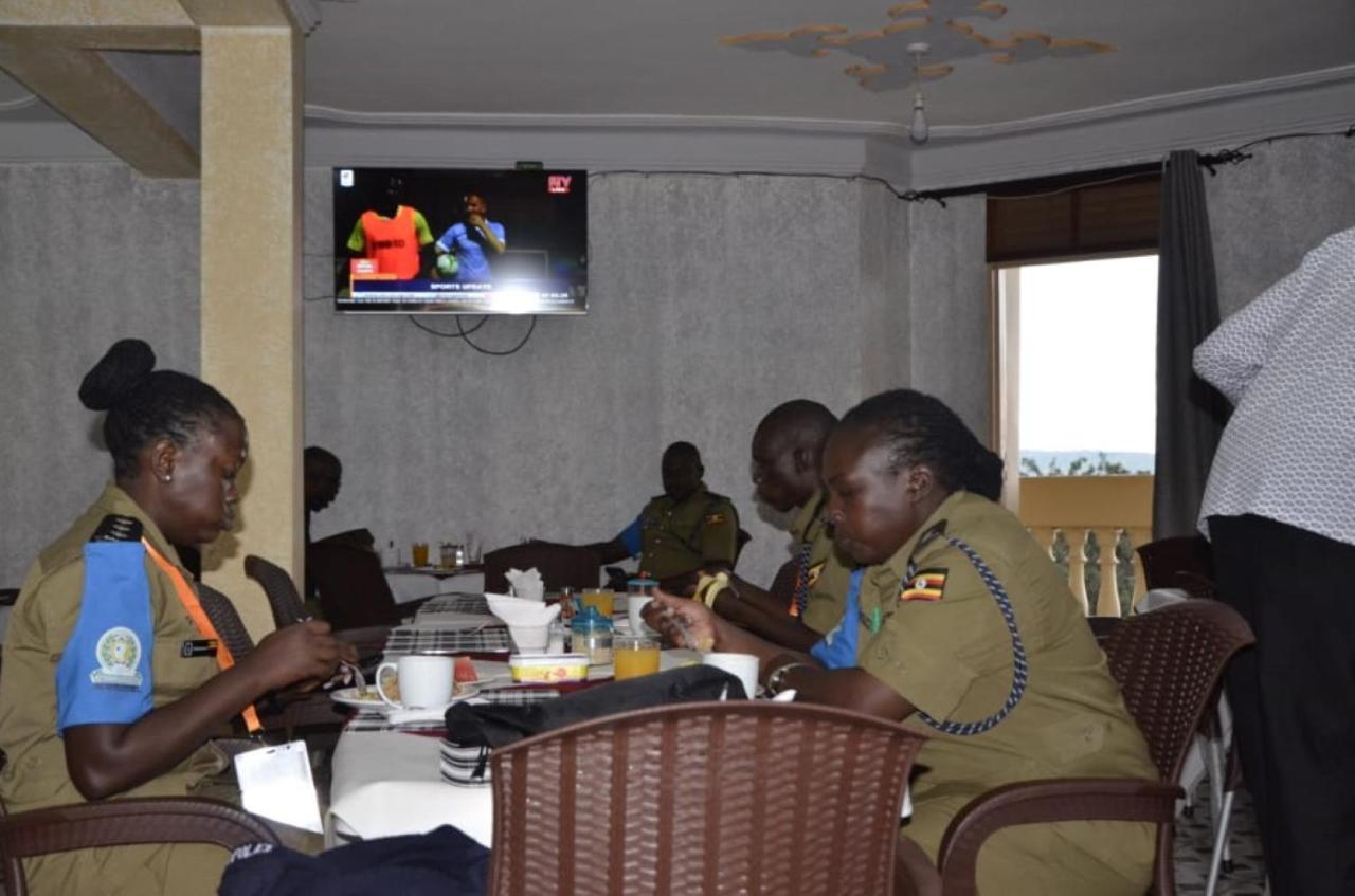 Jusvero Motel Jinja Buitenkant foto