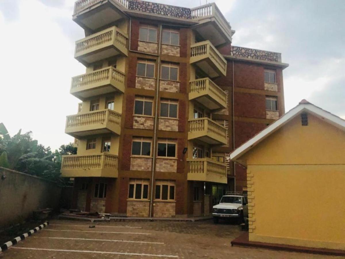 Jusvero Motel Jinja Buitenkant foto